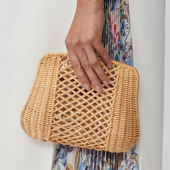 J.McLaughlin Cosi Wicker Clutch NWT - Picture 3 of 3